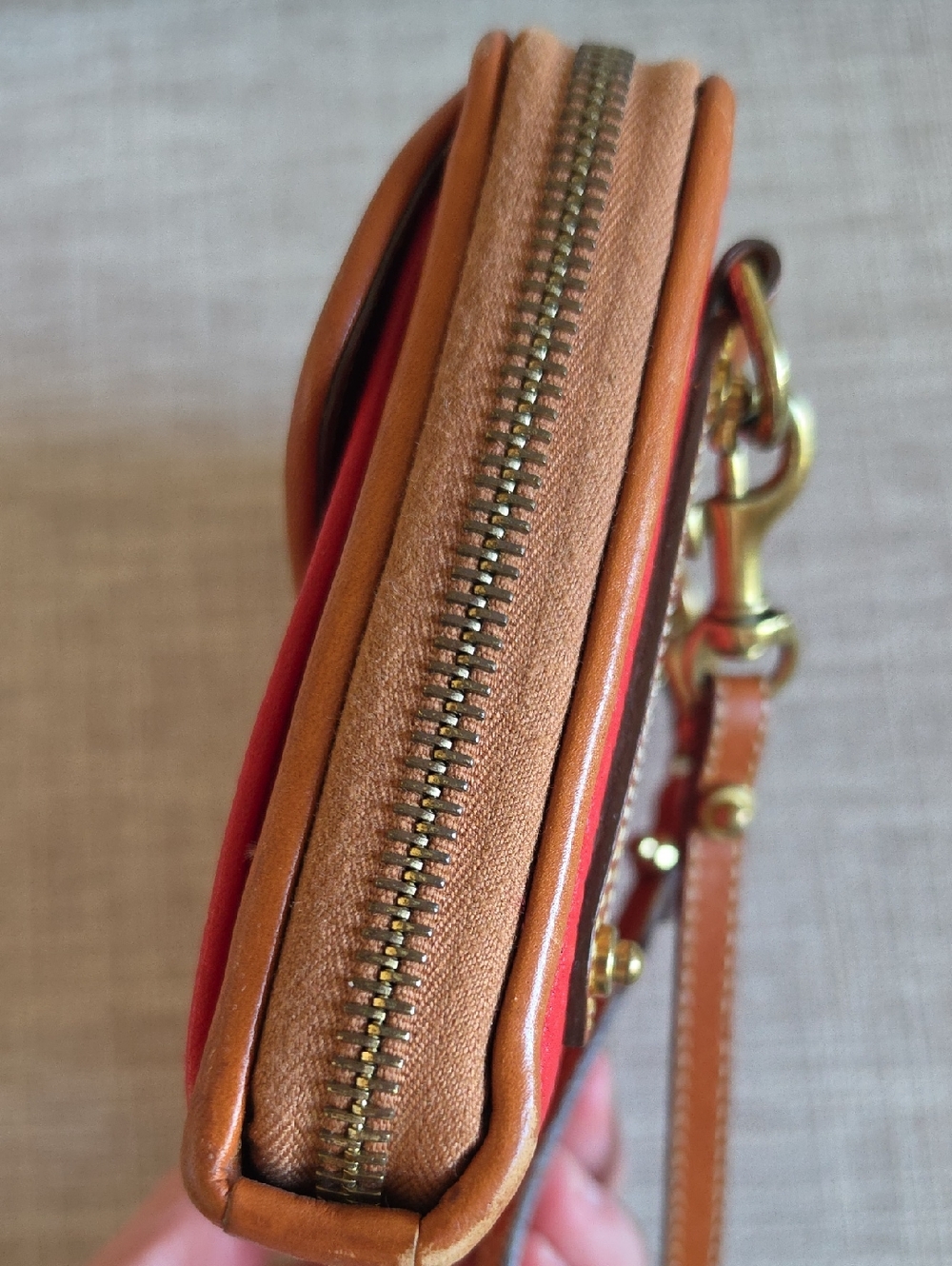 Dooney & Bourke Vintage AWL All Weather Leather Crossbody Wallet, Red ♥️ - Picture 10 of 11